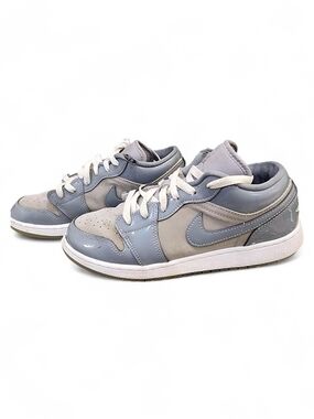 Nike Air Jordan Low Sneakers in Gray